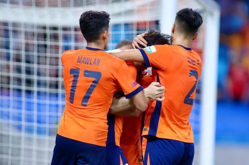 海牛错失救命3分！2年不胜河南，兰克尔泽两失良机，李霄鹏气笑了